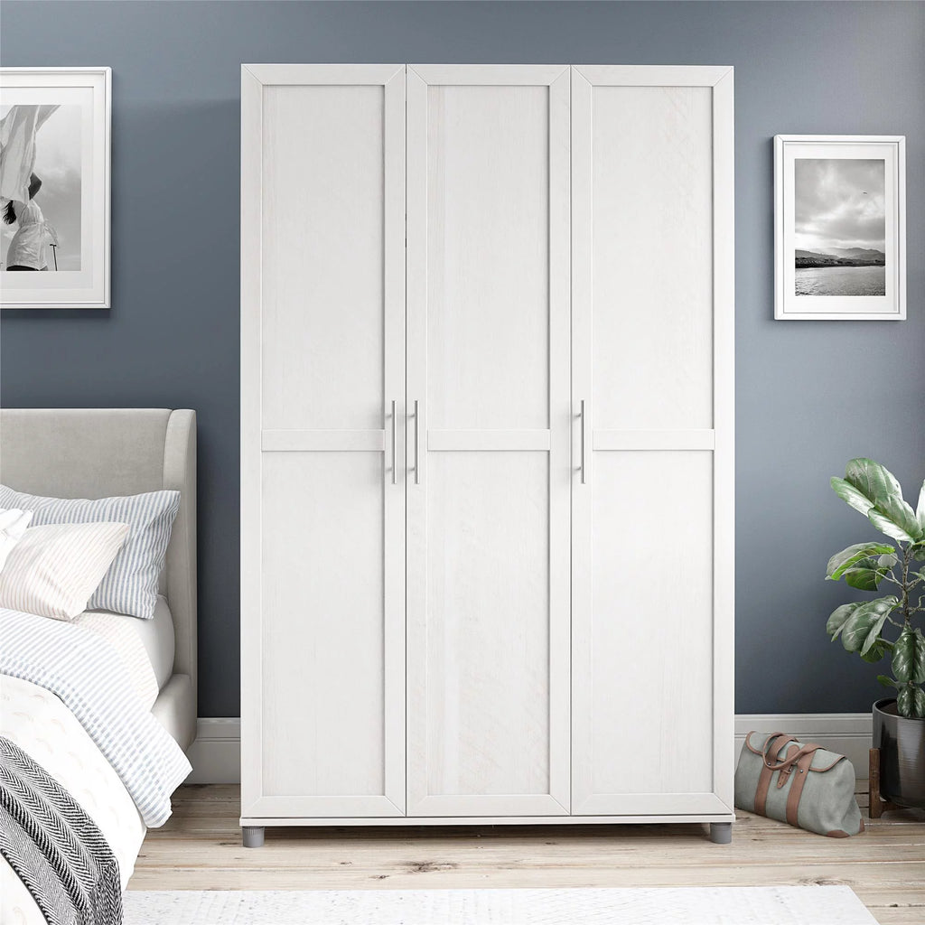 3 Door Wardrobe M8082