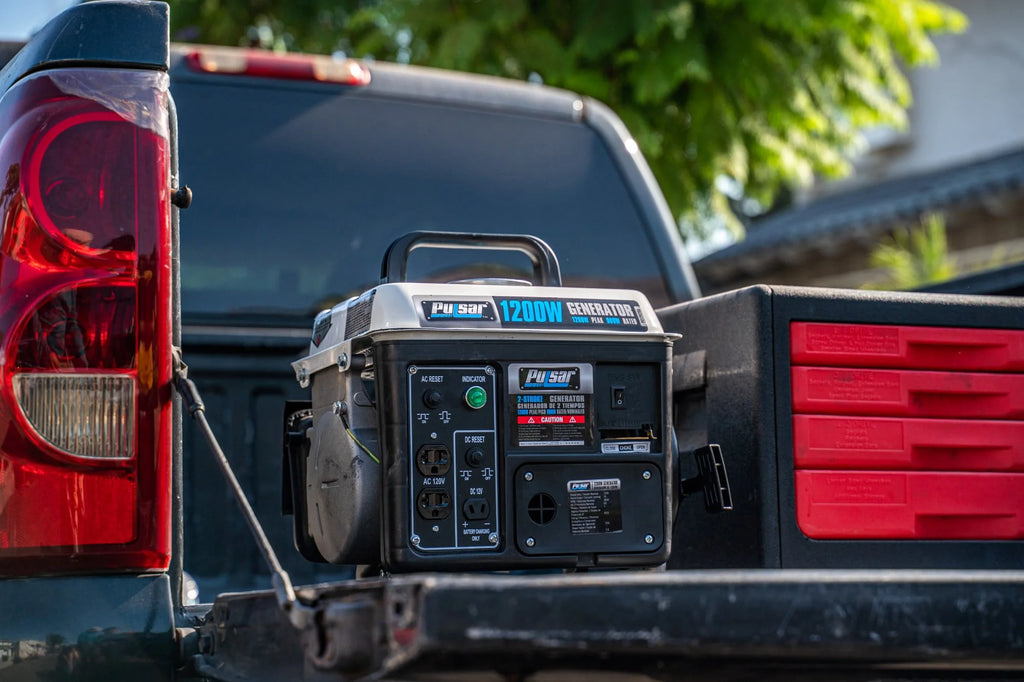 1200 Peak Watt 900 Running Watt Portable 2-Cycle Gas Powered Generator L694