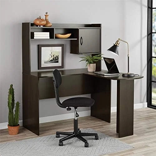 L-Shaped Desk With Hutch R960