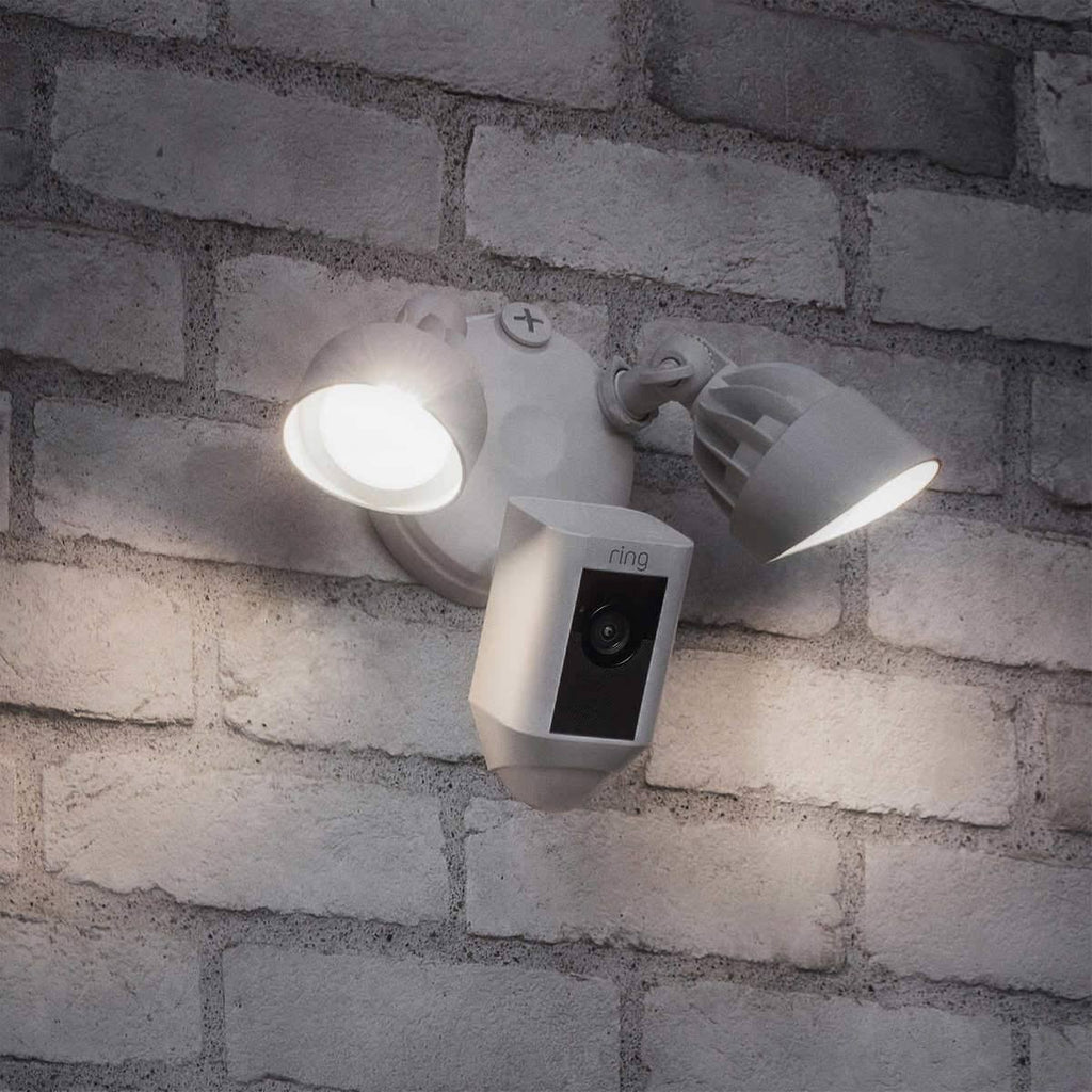Floodlight Camera with Chime Pro White C273534