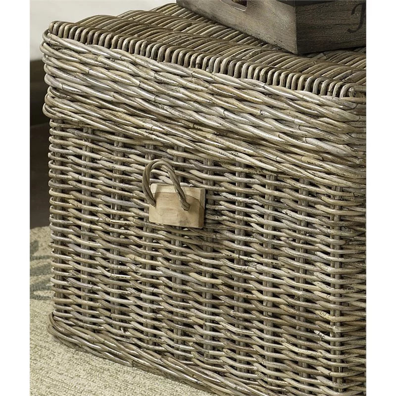 Wicker End Table Trunk G41398