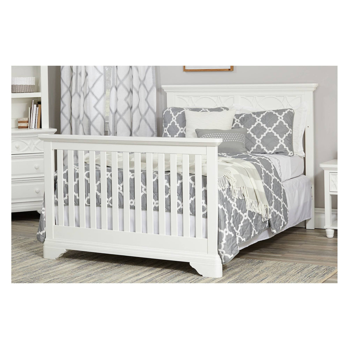 4-in-1 Convertible Crib J63838