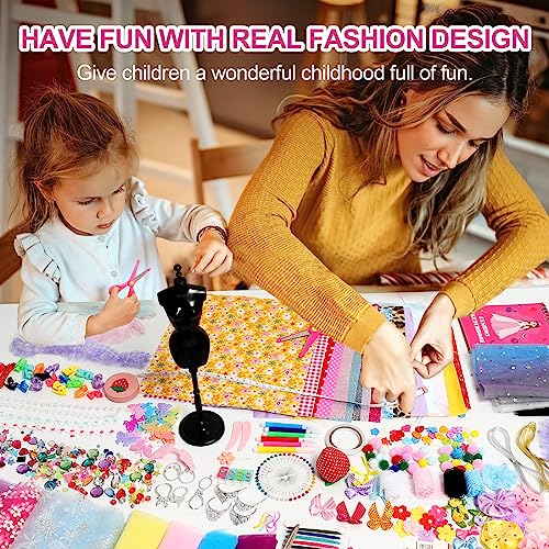 1500+PCS Fashion Designer Kit with Sketchbook & 5 Mannequins K668
