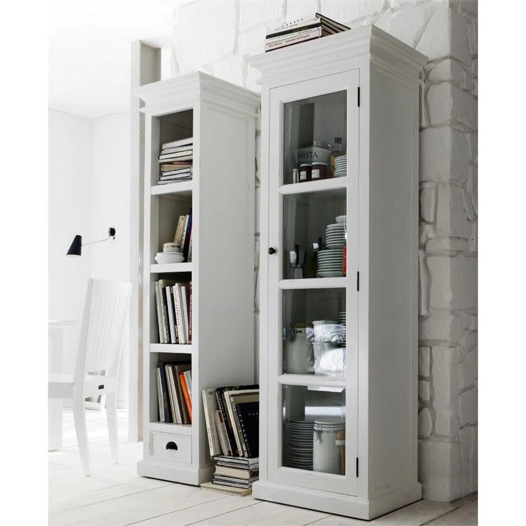 Curio Cabinet in Pure White T977594