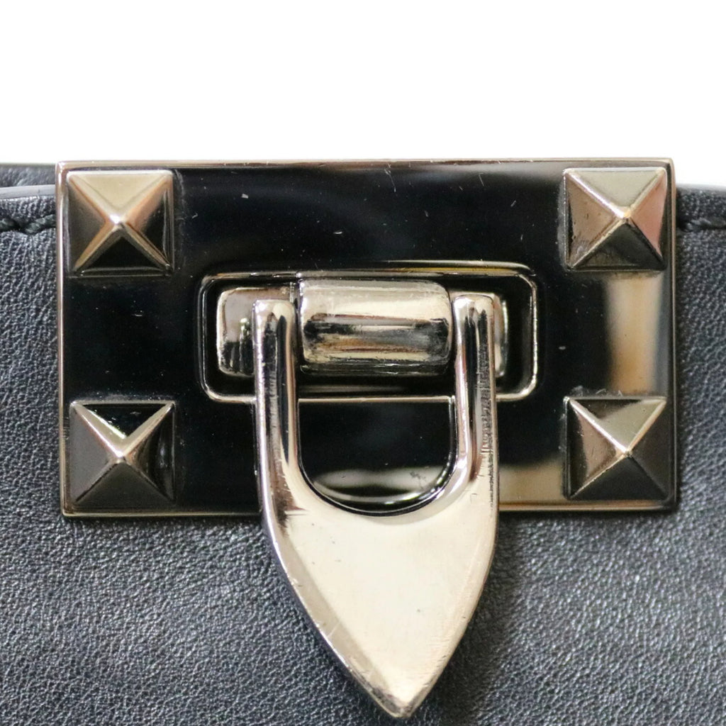 Pre-Owned Black Leather Shoulder Bag K39485