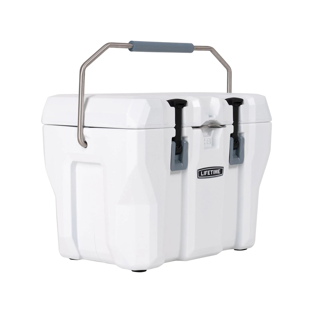 28 Quart High Performance Polyethylene Cooler U327249