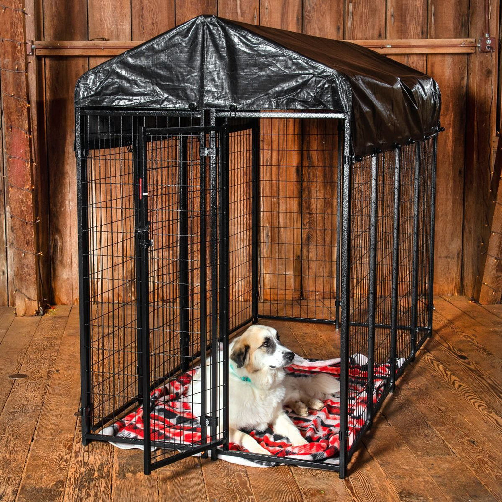 8ft x 4ft x 6ft Black Outdoor Dog Kennel with Cover V30774